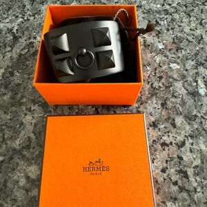 Hermes Collier De Chien Cuff - Black Aluminum
